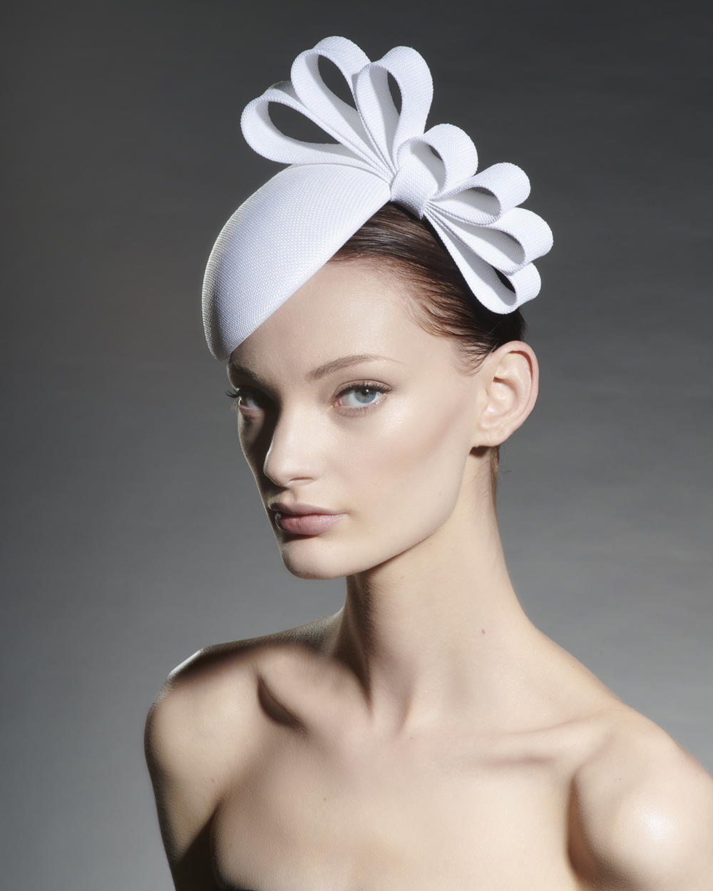 OC 949 | Philip Treacy London